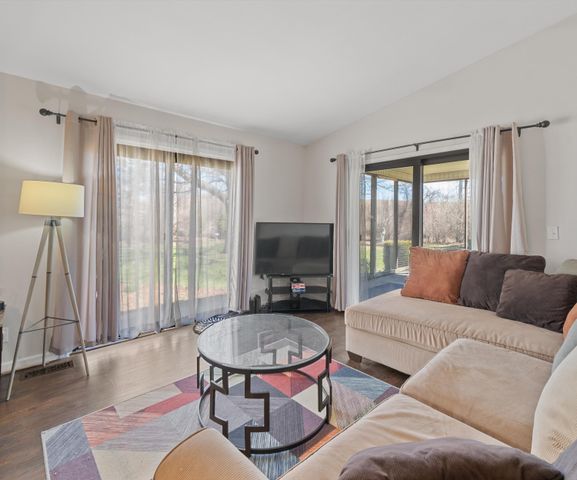 680 Leveque Circle, Frenchtown Twp, MI 48117