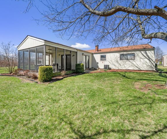 680 Leveque Circle, Frenchtown Twp, MI 48117
