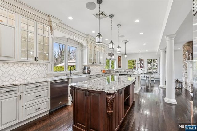 73 Maple Avenue, Wayne, NJ 07470