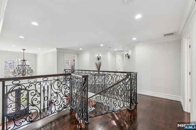 73 Maple Avenue, Wayne, NJ 07470