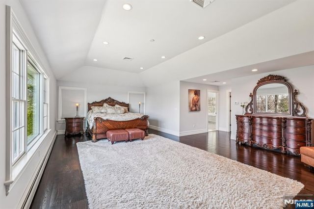 73 Maple Avenue, Wayne, NJ 07470