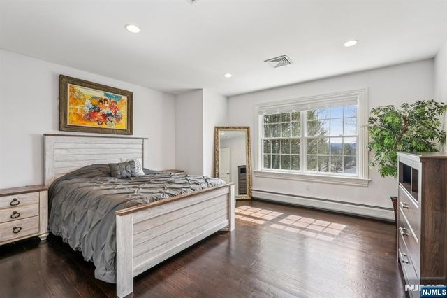 73 Maple Avenue, Wayne, NJ 07470