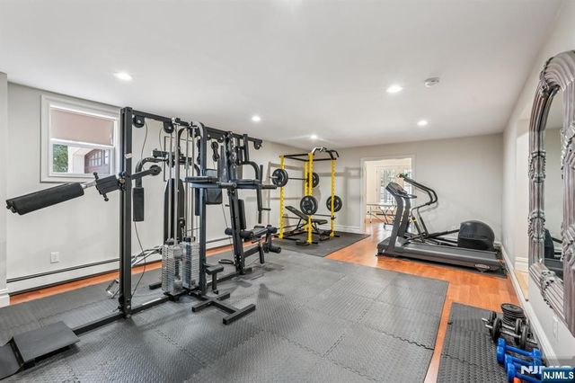 73 Maple Avenue, Wayne, NJ 07470