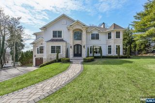 73 Maple Avenue, Wayne, NJ 07470