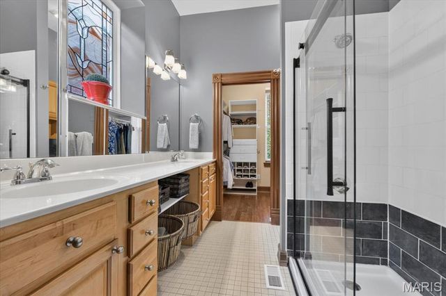 2919 Michigan Avenue, St Louis, MO 63118