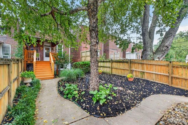 2919 Michigan Avenue, St Louis, MO 63118