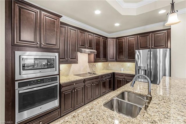 28554 Westmeath CT, Bonita Springs, FL 34135