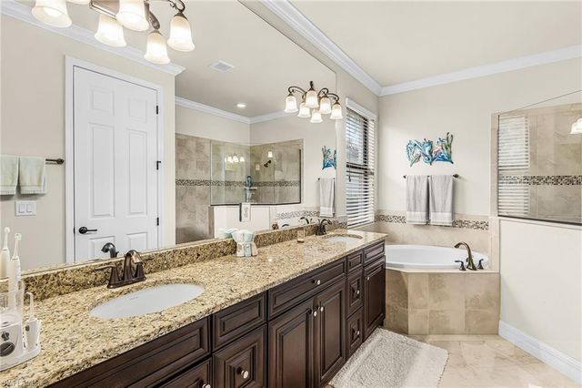 28554 Westmeath CT, Bonita Springs, FL 34135