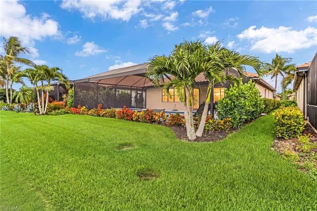 28554 Westmeath CT, Bonita Springs, FL 34135
