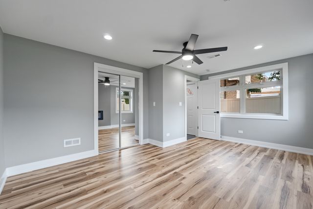 2725 W 99th Street, Chicago, IL 60655