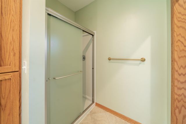 5645 172nd Rd, Winfield, KS 67156