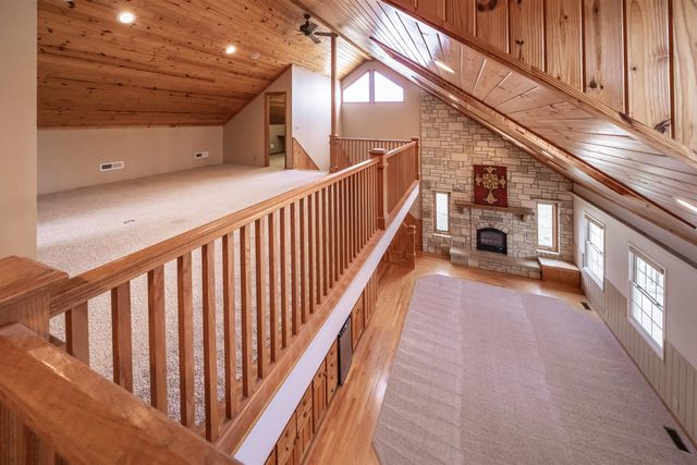 5645 172nd Rd, Winfield, KS 67156