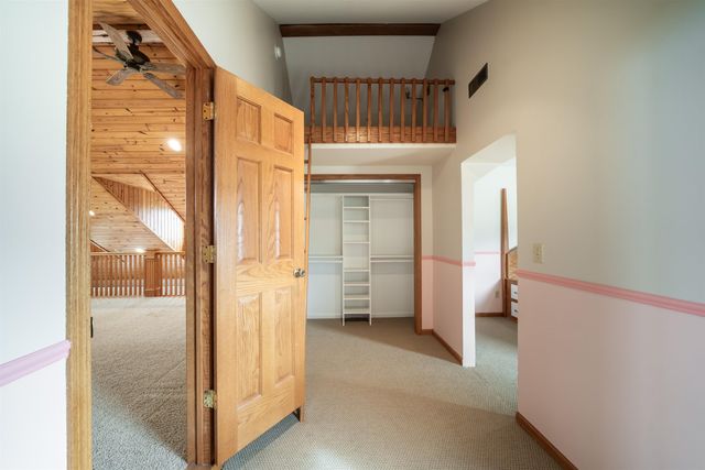 5645 172nd Rd, Winfield, KS 67156