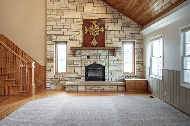 5645 172nd Rd, Winfield, KS 67156