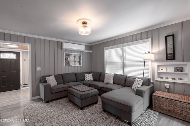 107 4th Street, Malta, NY 12866