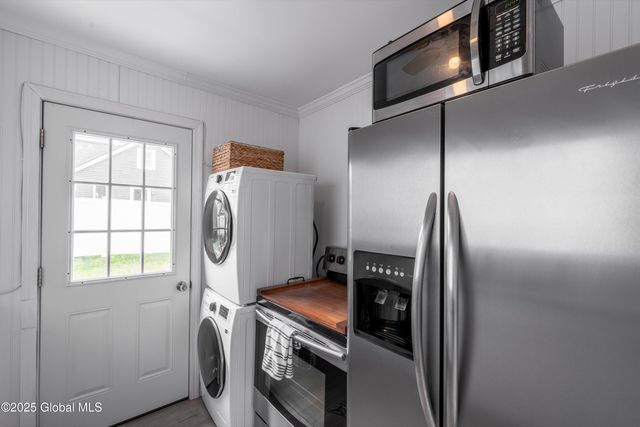 107 4th Street, Malta, NY 12866