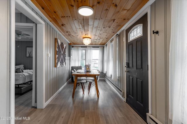 107 4th Street, Malta, NY 12866