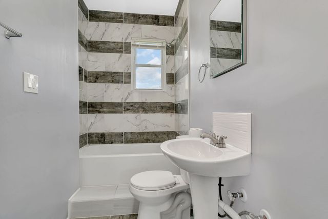 6622 S Aberdeen Street, Chicago, IL 60621