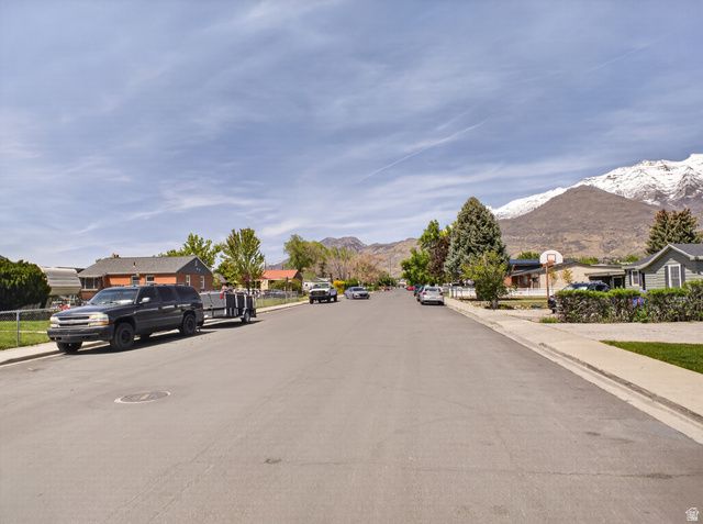 945 N 200 E, Orem, UT 84057