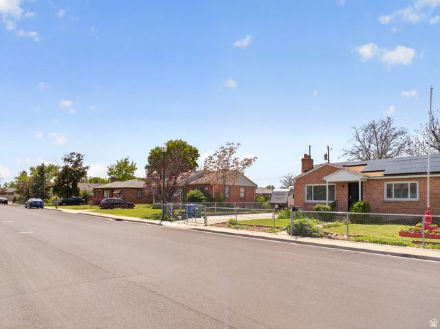 945 N 200 E, Orem, UT 84057