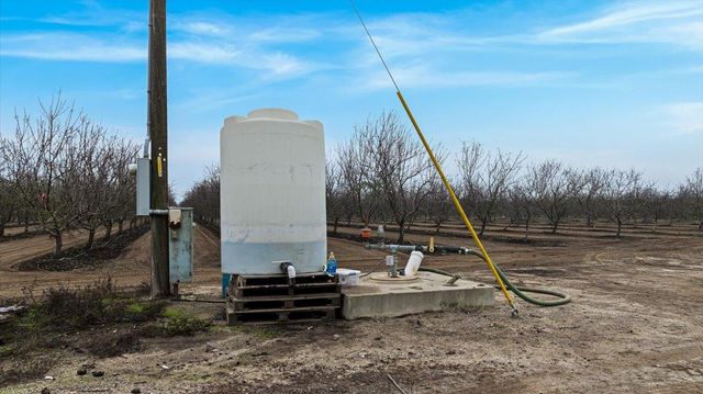 20339 Sexton Rd, Escalon, CA 95320