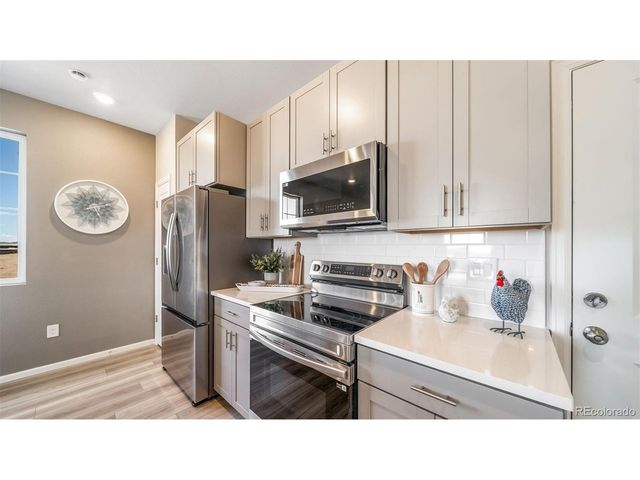 22403 E 46th Ave, Aurora, CO 80019