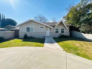 2804 Elmwood Avenue, Bakersfield, CA 93305