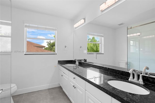 4303 Diamond Row, Weston, FL 33331