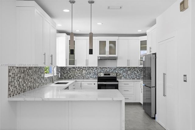 4303 Diamond Row, Weston, FL 33331