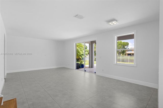 4303 Diamond Row, Weston, FL 33331