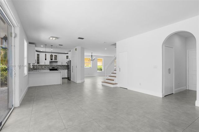 4303 Diamond Row, Weston, FL 33331