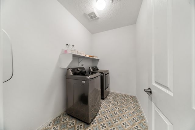 12108 Badger Mountain Trail NW, Albuquerque, NM 87120