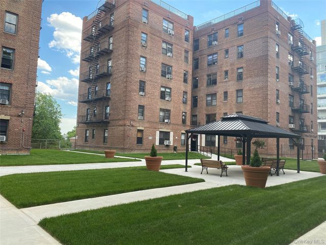144-58 Sanford Avenue 51, Flushing, NY 11355