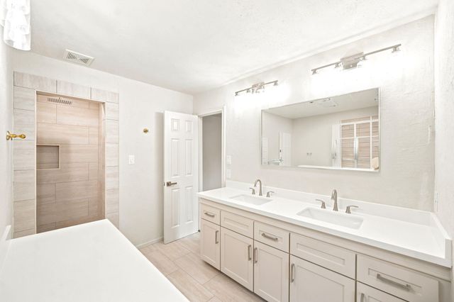 15130 Walters Road, Houston, TX 77068