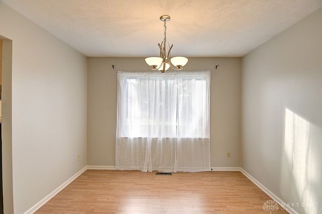 2813 Wellsford Drive, Springfield, OH 45503