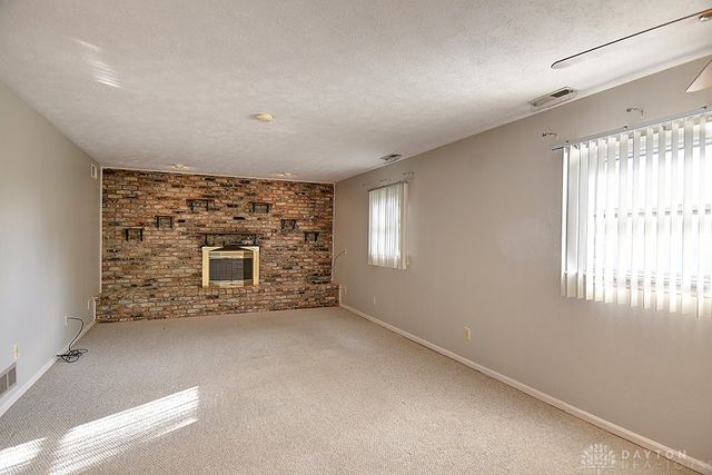 2813 Wellsford Drive, Springfield, OH 45503