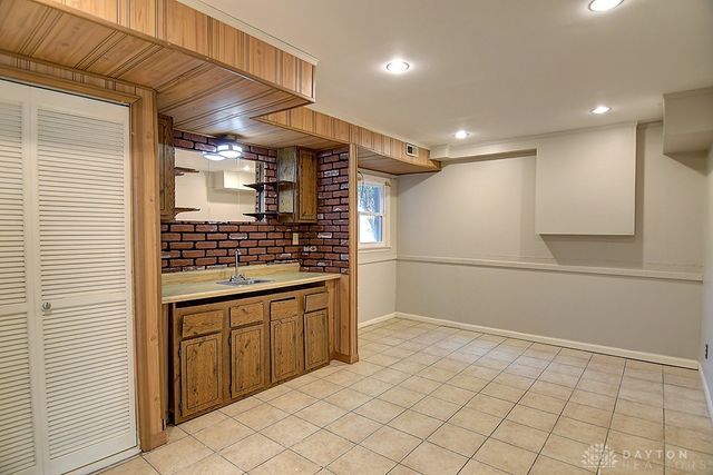 2813 Wellsford Drive, Springfield, OH 45503