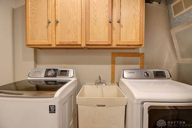 2813 Wellsford Drive, Springfield, OH 45503