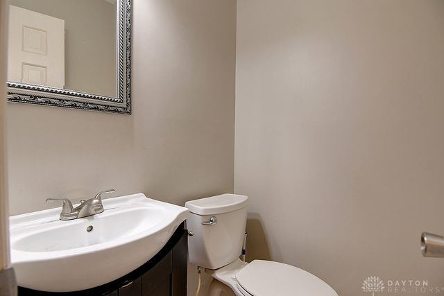 2813 Wellsford Drive, Springfield, OH 45503