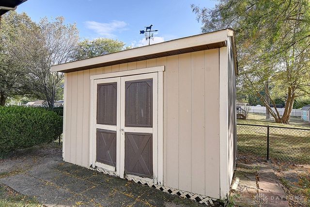 2813 Wellsford Drive, Springfield, OH 45503