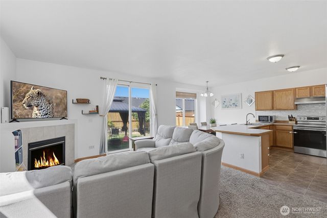 18512 98th Avenue E, Puyallup, WA 98375