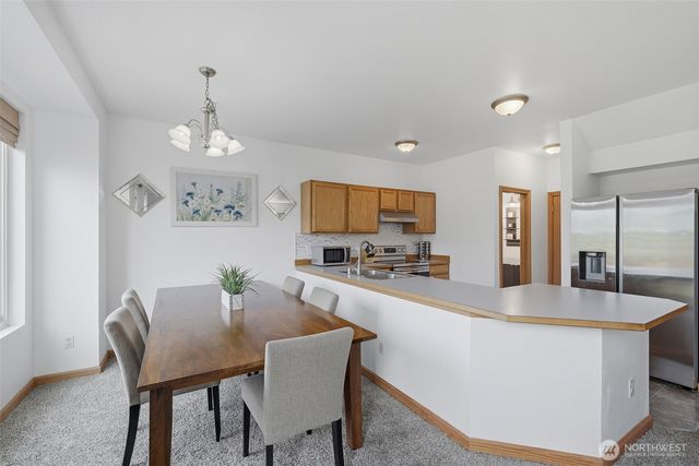 18512 98th Avenue E, Puyallup, WA 98375