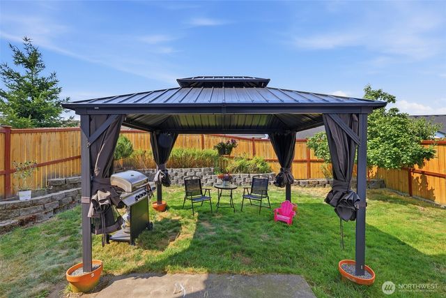 18512 98th Avenue E, Puyallup, WA 98375