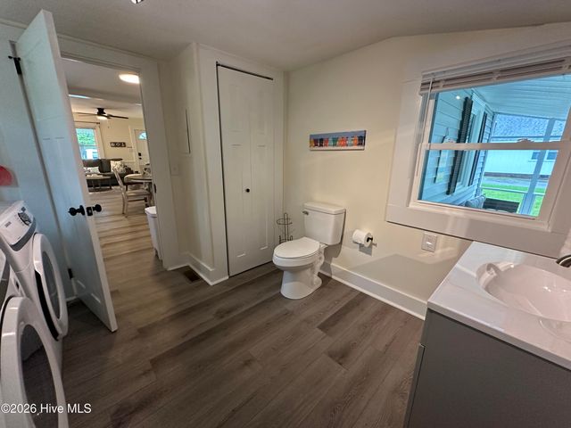 5326 Masonboro Loop Road, Wilmington, NC 28409