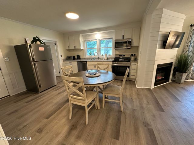 5326 Masonboro Loop Road, Wilmington, NC 28409