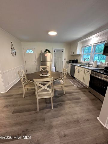 5326 Masonboro Loop Road, Wilmington, NC 28409