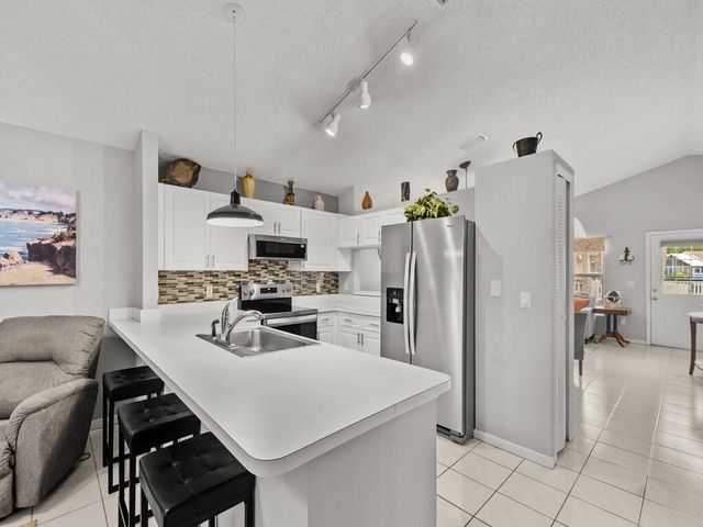 703 NW San Remo Circle, Port St. Lucie, Port St Lucie, FL 34986