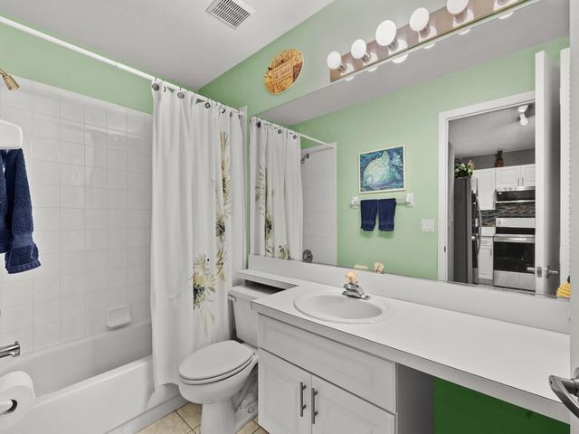 703 NW San Remo Circle, Port St. Lucie, Port St Lucie, FL 34986
