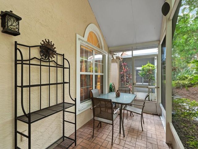 703 NW San Remo Circle, Port St. Lucie, Port St Lucie, FL 34986