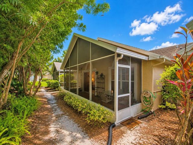 703 NW San Remo Circle, Port St. Lucie, Port St Lucie, FL 34986